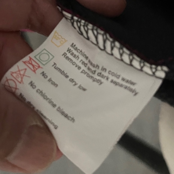 Vuarnet Pink Rain Coat - Picture 9 of 9